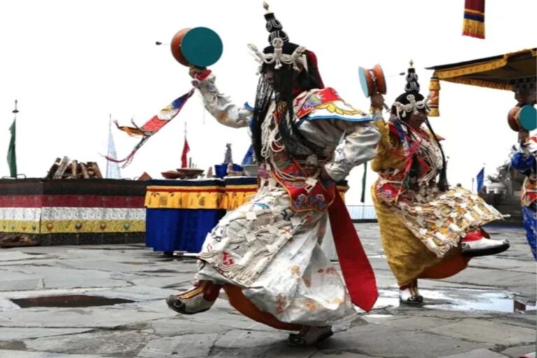 Druk Zangri Khamar: The Traditional Dance Of Bhutan’s Highlands