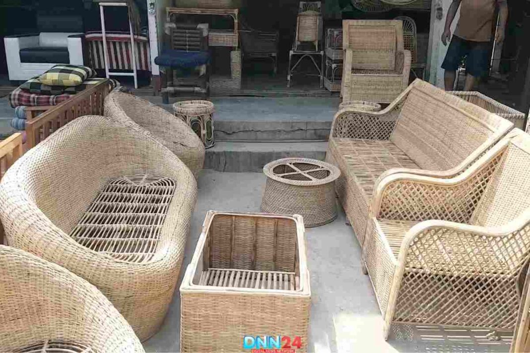 बेंत से बना फर्नीचर