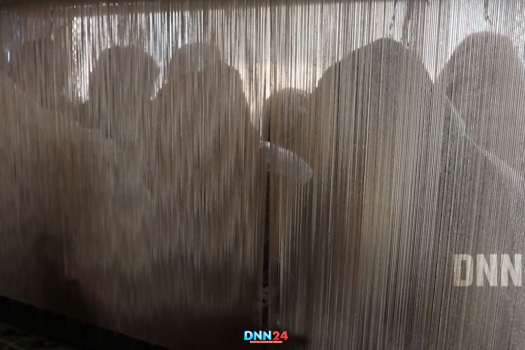 Kashmiri Carpet Weaving