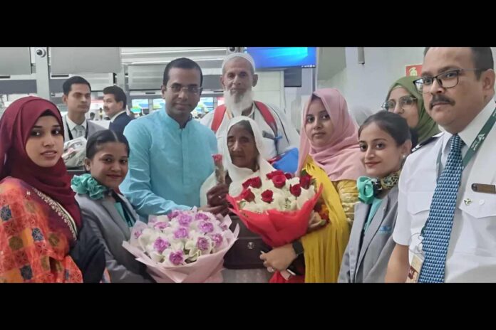 Elderly Pilgrims Lead India's Hajj Contingent to Saudi Arabia 