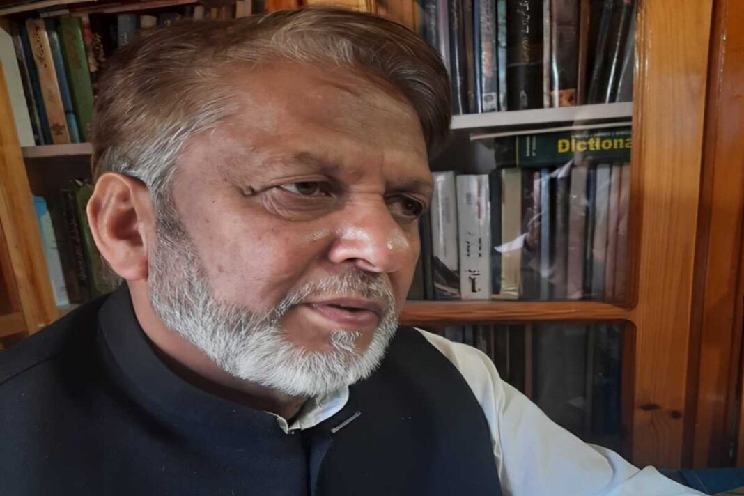 Farooq Fayaz Bhat: A Journey Shaped by Kashmir's Cultural Heritage