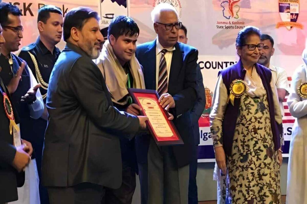 Shabbir Ahmad Dar: Pioneering Yoga in Kashmir 