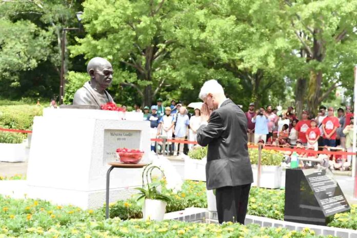 Jaishankar Unveils Mahatma Gandhi Bust in Tokyo 