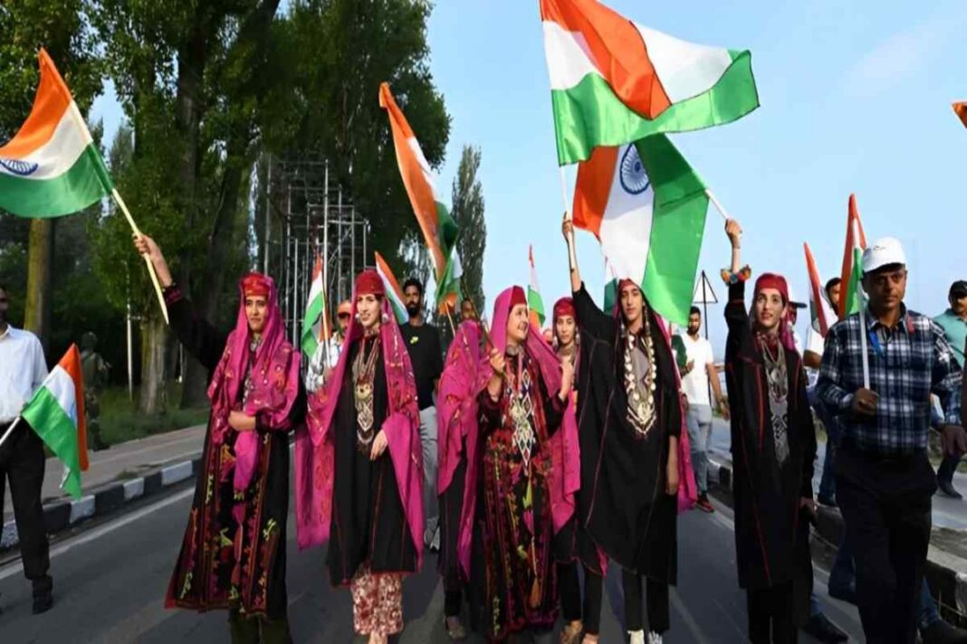 Massive ‘Tiranga’ Rally in Srinagar Marks Independence Day Celebrations