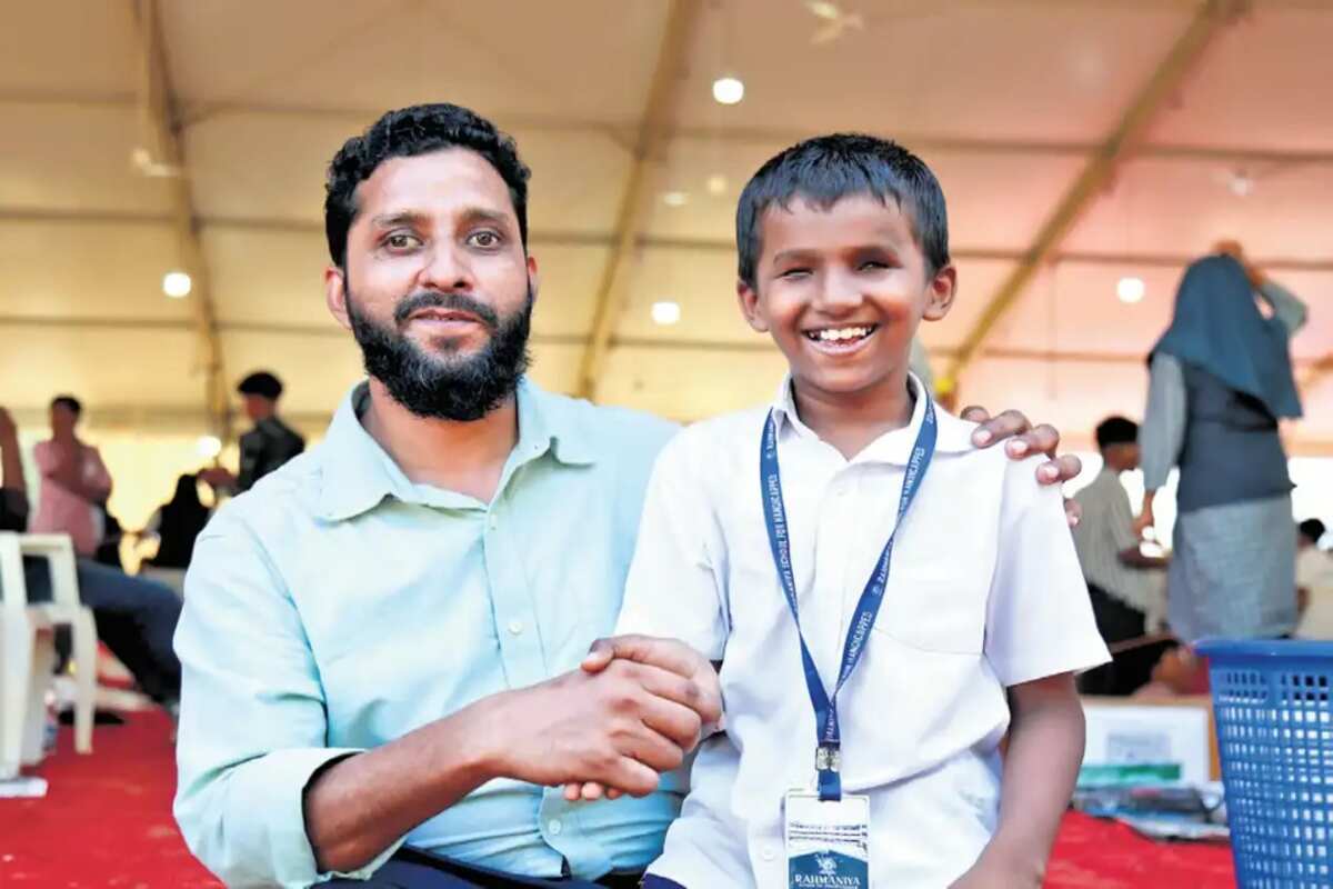 Vision Impairment को हराकर बच्चों को सशक्त बना रहे हैं केरल के नौशाद टी 