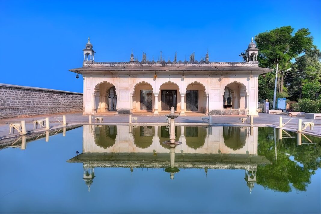 Hyderabad’s Paigah Tombs: Hidden Architectural Treasure