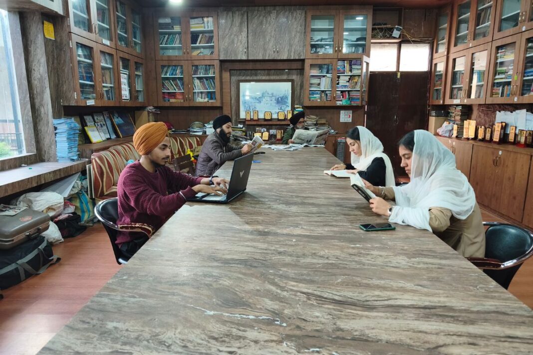 A Community Library Rooted in Service