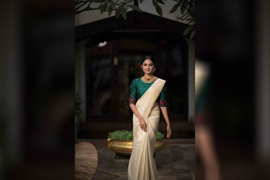Kerala’s Kasavu Saree